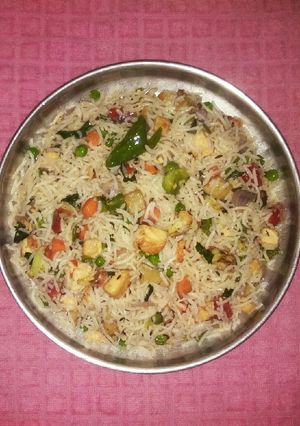 A picture of Veg Fried Rice.