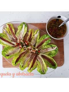 Una foto de Cogollos con anchoas y boquerones en vinagreta