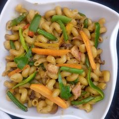 Cavatto chicken stir fry A picture of Cavatto chicken stir fry.