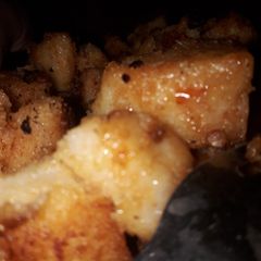 A picture of Schezwan fried idli.