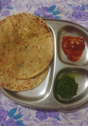 बिना प्याज़ लहसुन के गोभी पराठा (Bina pyaz lahsun ke gobhi paratha recipe in hindi) रेसिपी मुख्य फोटो