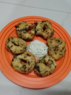 பாலாக்கீரை மெது வடை செய்முறை முக்கிய புகைப்படம்