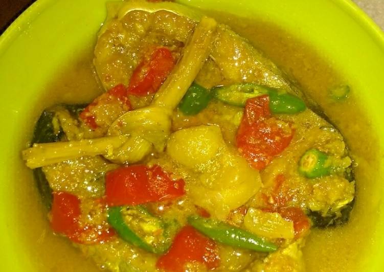 Langkah Mudah untuk Membuat Patin bumbu kuning Anti Gagal
