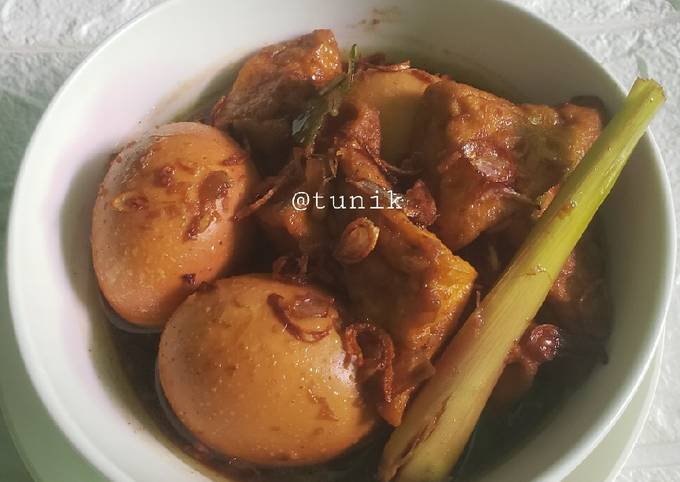 Resep Semur Telur Tahu Khas Betawi Oleh Tunik 🍀 Cookpad