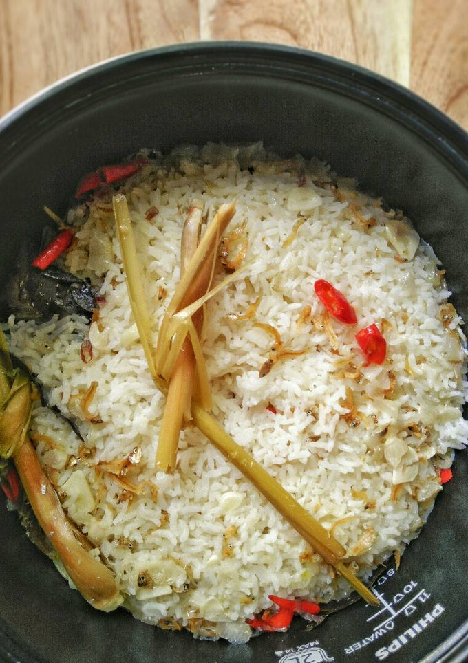 Foto resep Nasi Liwet Ricecooker