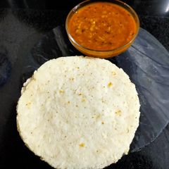 A picture of Rice Roti.