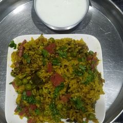 A picture of Gajar matar masala khichadi.