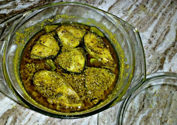 Simple Way to Make Favorite Steamed Hilsa in Mustard Sauce