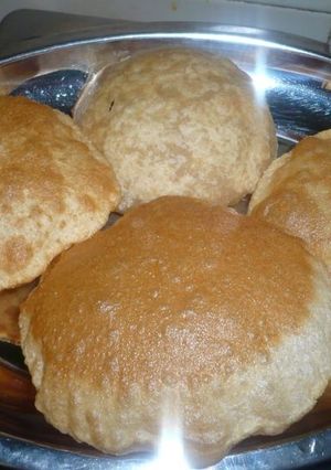 मसाला पूरी (Masala puri recipe in hindi) रेसिपी मुख्य फोटो