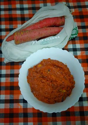 A picture of No Sugar No Khoa No Condensed milk Wala Delicious Gajar Halwa.