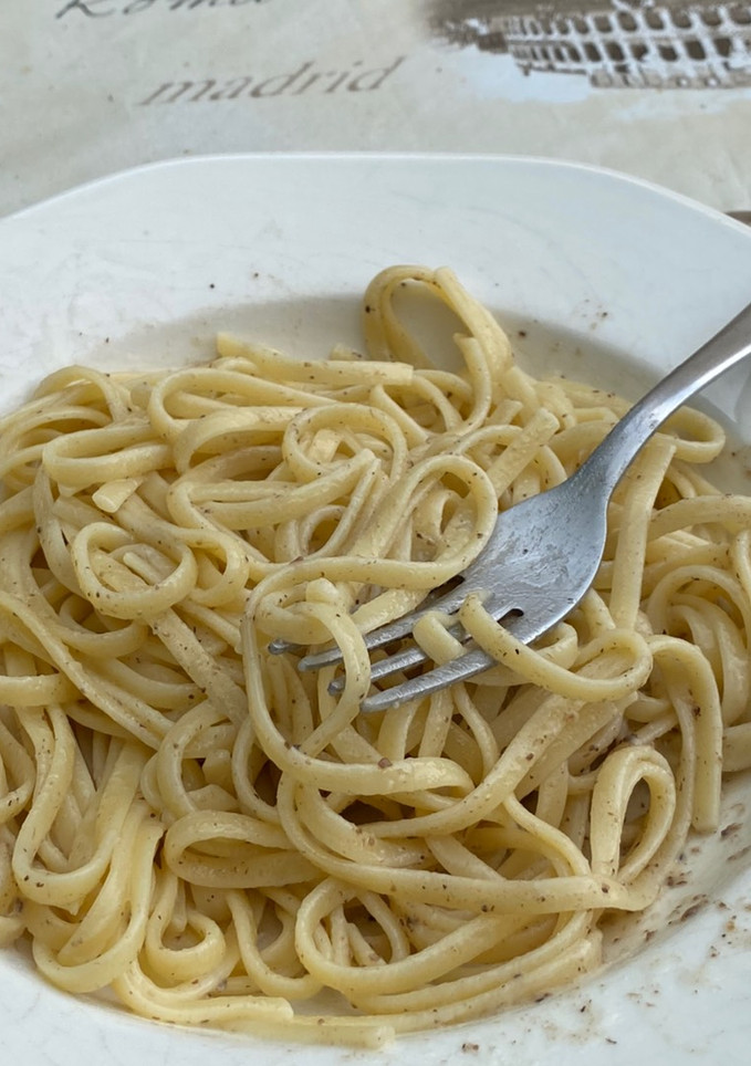 Una foto de Cacio e peppe tartufatto
