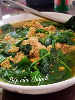 Hình của món Canh mồng tơi nấu riêu.