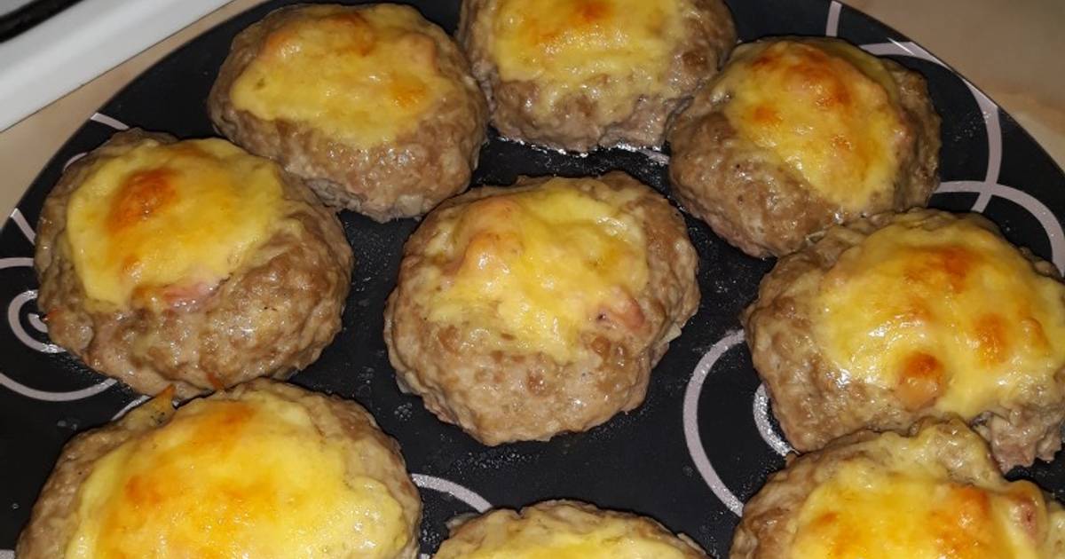 Картофельные зразы с сыром и ветчиной на сковороде рецепт с фото пошагово