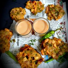 Peanut fritters A picture of Peanut fritters.