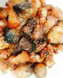 Nấm rơm thịt ba chỉ kho tiêu