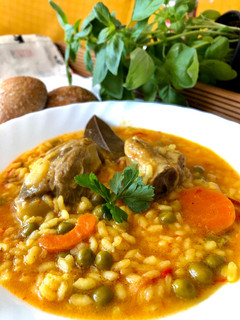 Una foto de Arroz caldoso con costillas