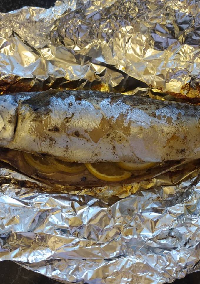 Сочная скумбрия в духовке