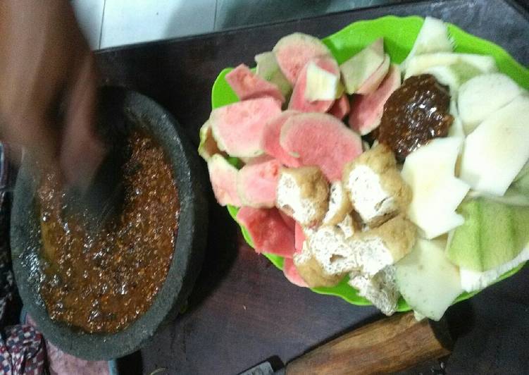 Rujak Buah Lumajang