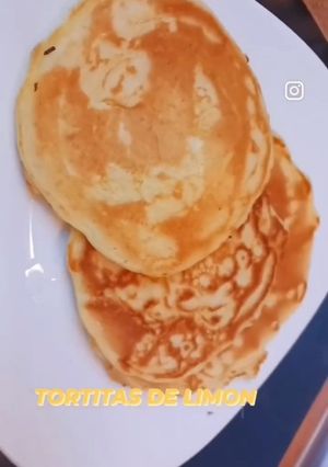 Una foto de Mega tortitas de limón