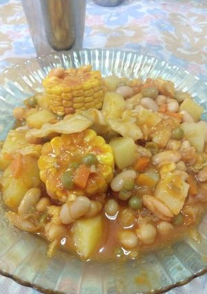 Una foto de Mondongo con porotos y garbanzos