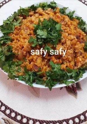 A picture of Fava Bean Koshari.