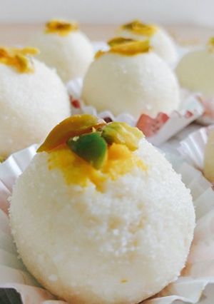 A picture of Malai Ladoo| Paneer Ladoo| Navratri Vrat Recipe #dussehra.