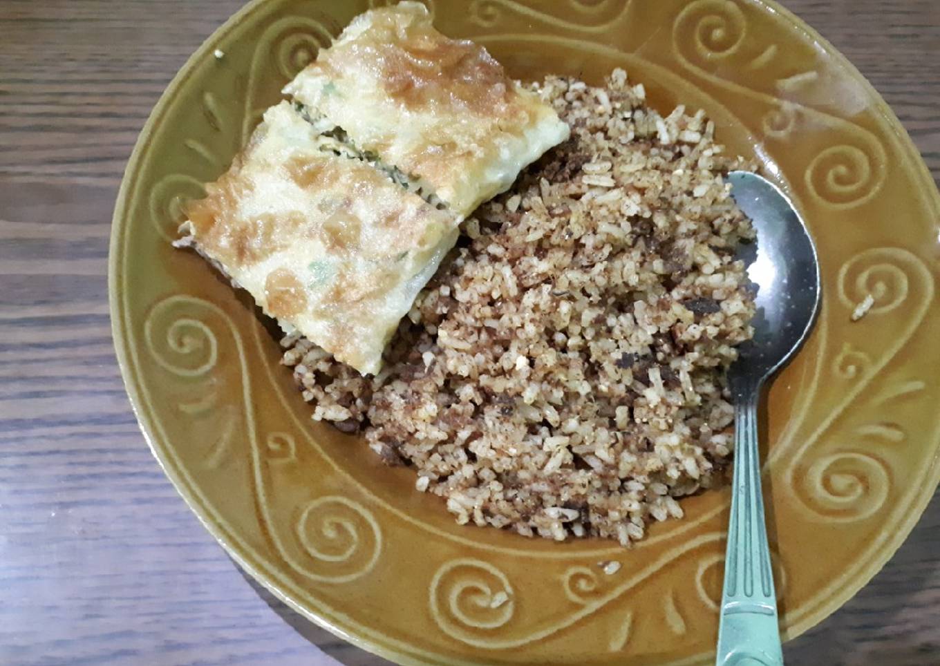 Cara Gampang Menyiapkan Nasi goreng abon bumbu rendang simple Anti Gagal