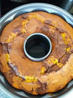 Una foto de Corona bicolor de Calabaza y Praliné de trufa🎃🍫