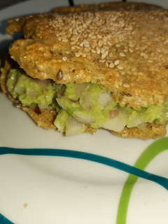 Una foto de Pan de avena con linaza y ajonjolí