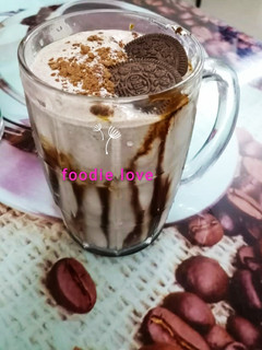 ஓரியோ வெண்ணிலா திக் ஷேக் செய்முறை முக்கிய புகைப்படம்
