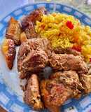 Arroz con vegetales y carne al caldero