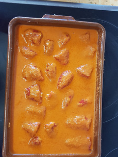 Una foto de Pimientos rellenos de rape y gambas