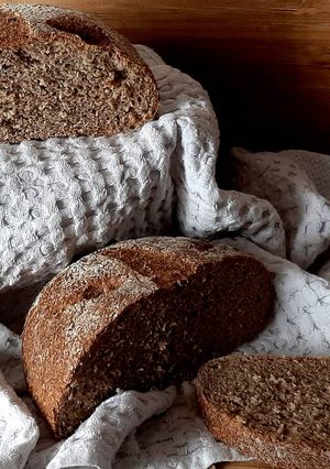 Foto di Pane integrale con farina biologica