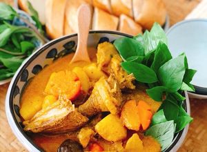 Hình của món Cà ri gà 🌼.