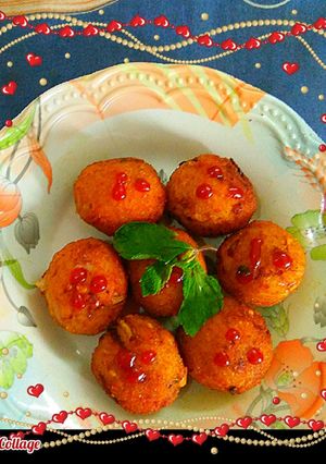 A picture of Peanut and cheesy rice balls.