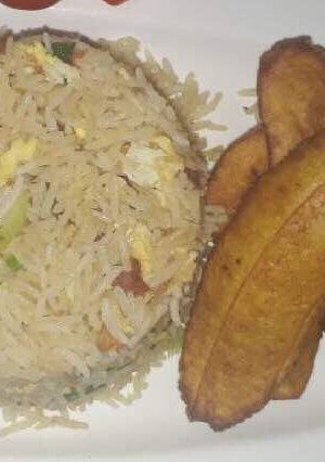 A picture of Fried rice and dodo.