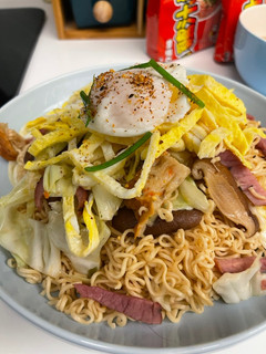 炒泡麵 的食譜成品照片