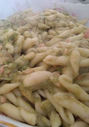 Foto di Pasta fresca con salmone e asparagi