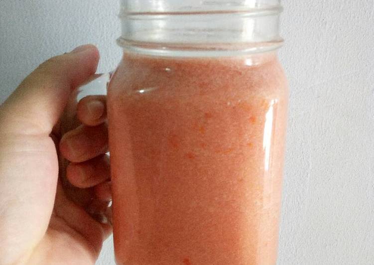 Bagaimana Menyiapkan Tomato &amp; Orange Juice yang Menggugah Selera