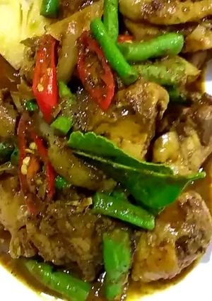 รูปของ ผัดเผ็ดไก่