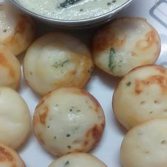 Rava appe A picture of Rava appe.