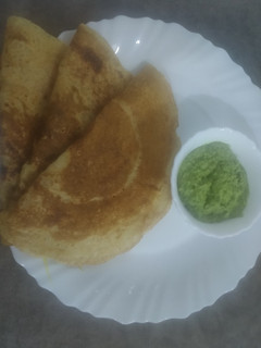 गेहूं के आटे का डोसा(Gehu ke aate ka dosa recipe in Hindi) रेसिपी मुख्य फोटो