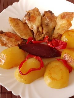 Tepsiben sült fűszeres csirkeszárny recept fotója