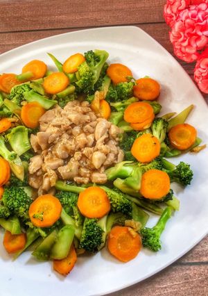 Foto resep Brotel tumis Ayam saus Tiram ala Tiger Kitchen, kombo sayur yang lezat cocok utk anak-anak