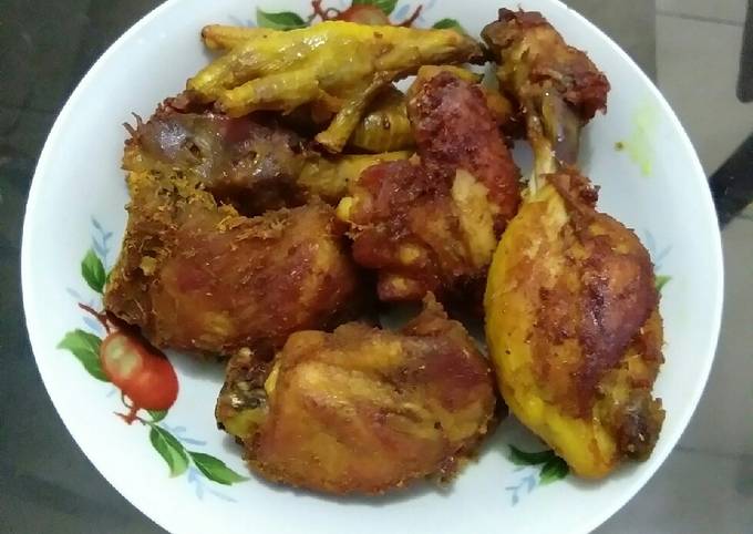 Ayam Goreng Bumbu Kunyit Empuk