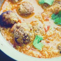A picture of Kofta Chana.