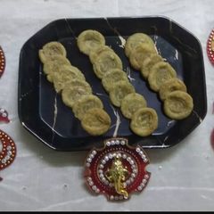 A picture of Panipuri Farsi Puri.