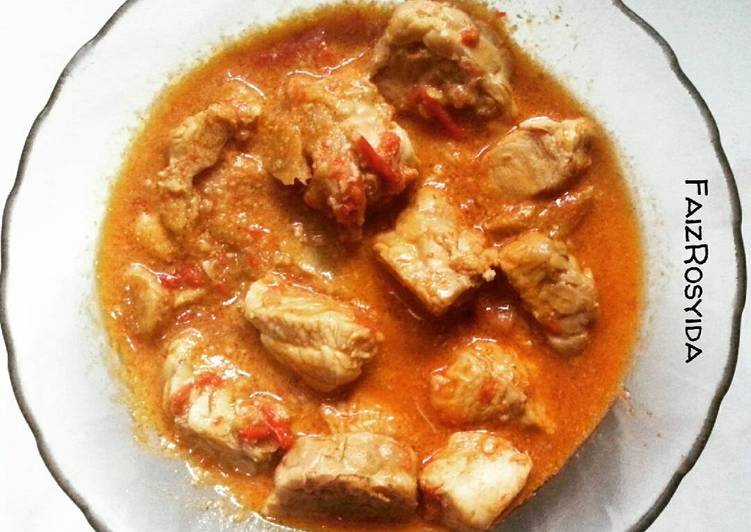 Kare Ayam Pedas