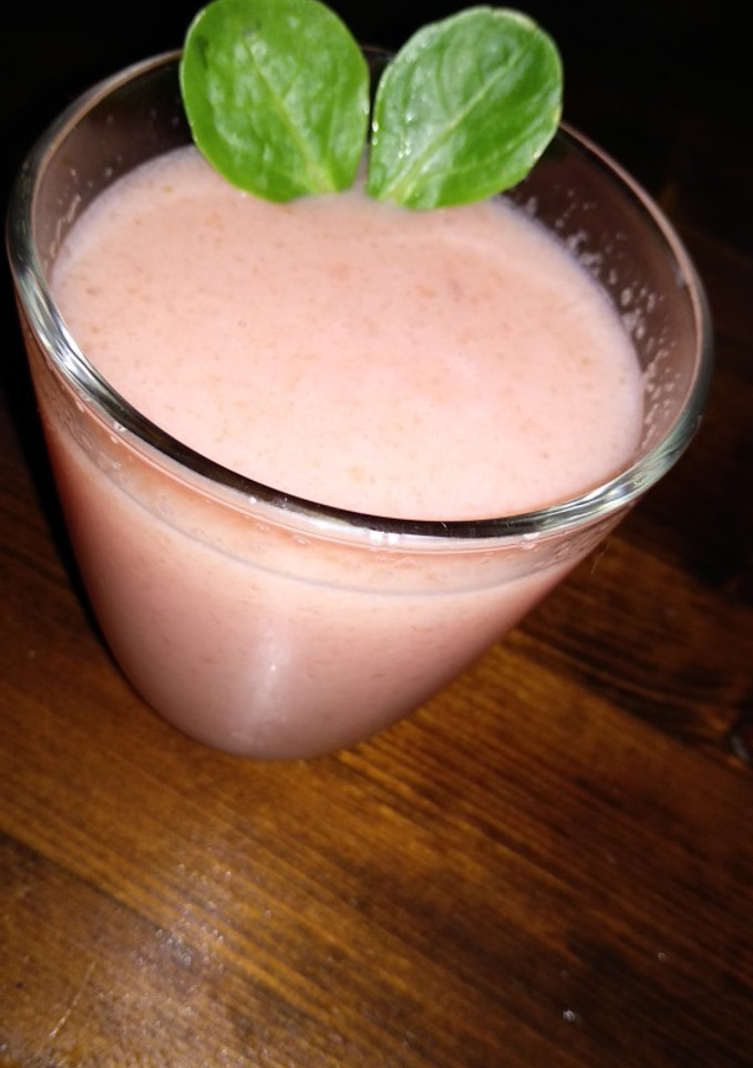 Una foto de Batido fresquito 🍉❄️