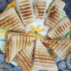 A picture of Chicken sandwich.
